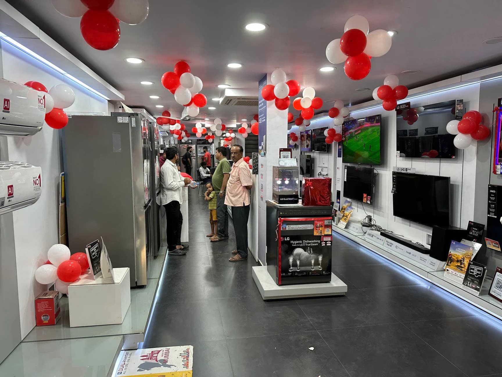 Lg Electronics Celebrates 100 Global Design Awards