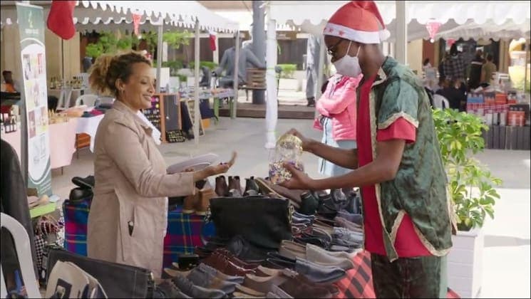 Avoid the Hassle, Shop Smart, and Lipa Bila Presha This Christmas