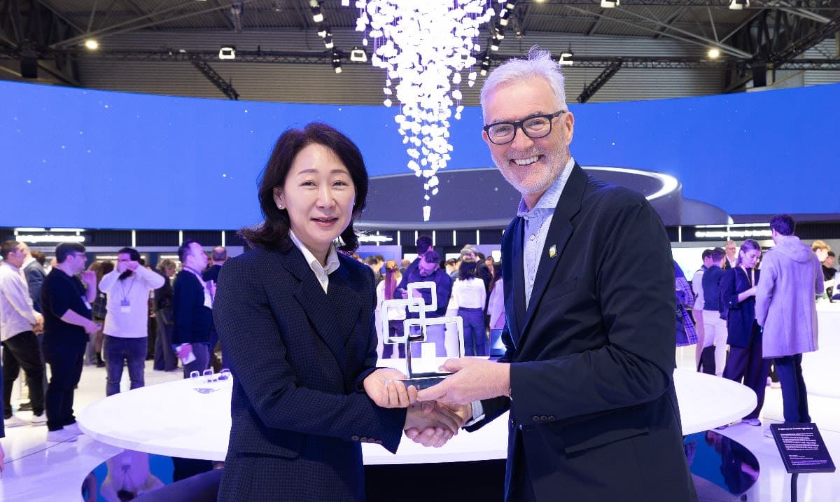 Samsung Galaxy S26 Ultra Awarded ‘Best in Show’ at the Global Mobile Awards